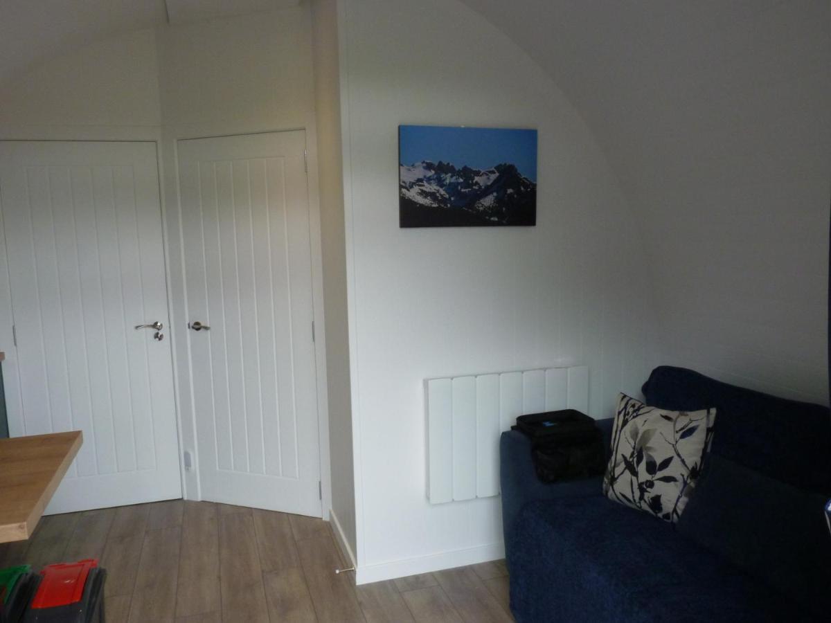 Апартаменты Tanleys - Skye Pod Grantown-on-Spey Экстерьер фото